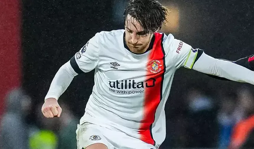 Luton Town Forması Giyen Tom Lockyer, Maç Esnasında Kalp Krizi Geçirdi