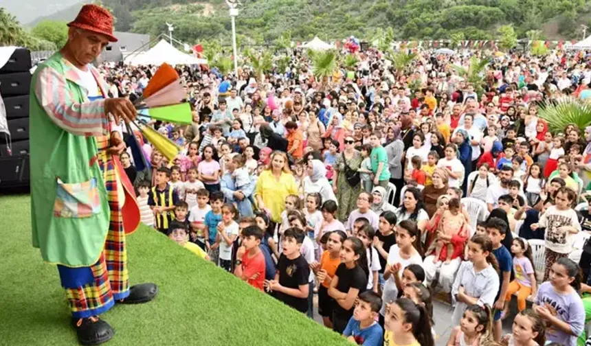 Osmaniye'de Geleneksel Çocuk Oyunları Festivali Coşkusu