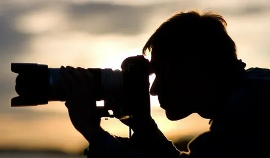 Anın Sihirini Yakalamak: Fotoğrafçılık