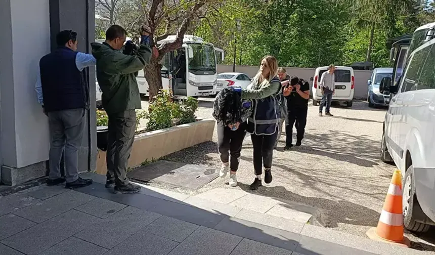 Tokat Ve Sivas’ta 'Change' Araç Operasyonu: 14 Gözaltı