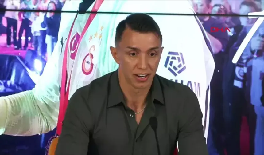 Fernando Muslera: "Yarın Sahaya Son Kez Çıkacağım"