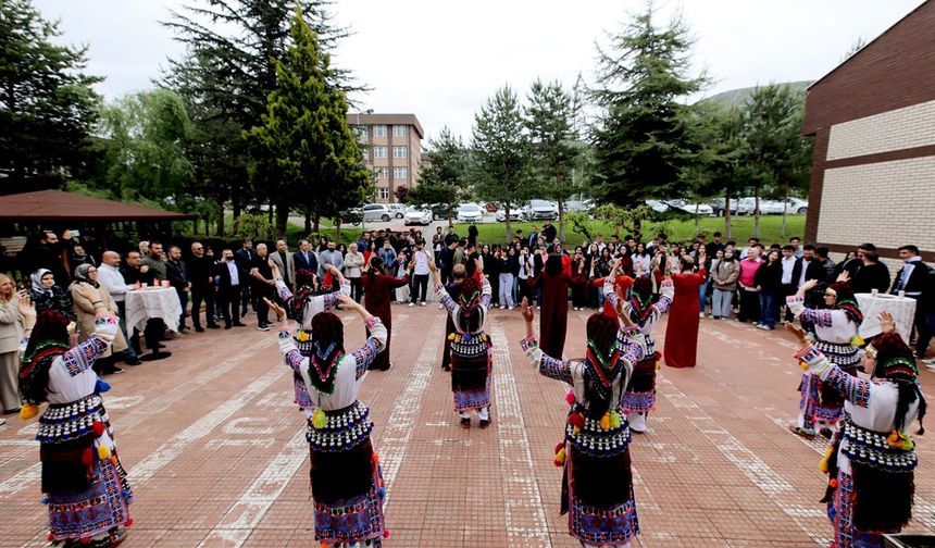 TOGÜ Tarım Lisesi'nde Bilim Fuarı Heyecanı: Öğrenci Projeleri İlgi Odağı Oldu