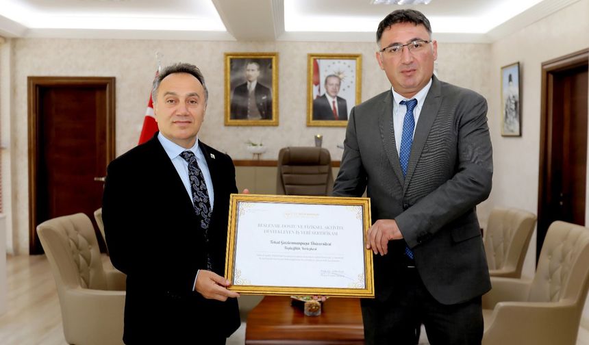 TOGÜ’ye Sağlıklı Ve Hareketli İş Yeri Sertifikası