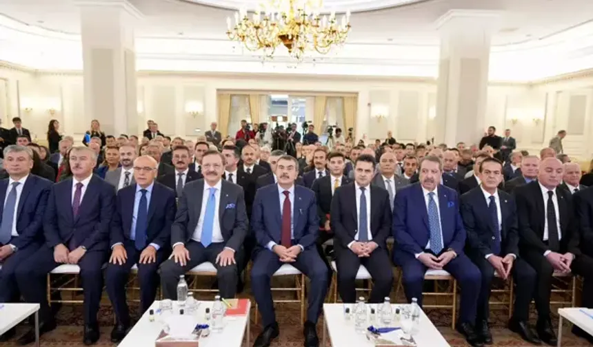 Bakan Tekin: “Biz Yetiştirelim, Siz de İstihdam Edin”