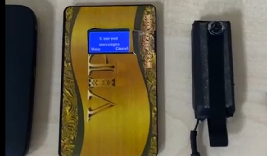 Niksar’da Ehliyet Sınavında Şoke Eden Kopya Düzeneği!