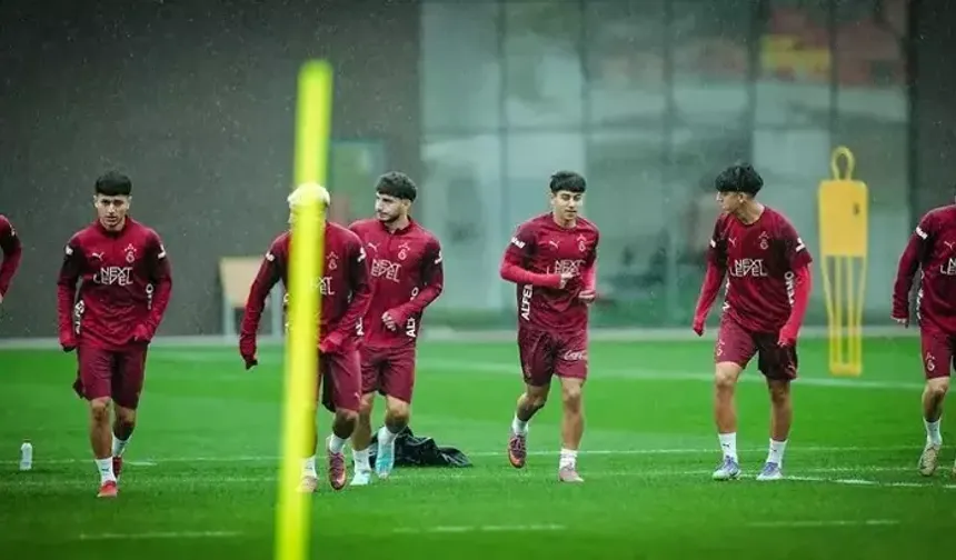 Galatasaray, Fenerbahçe Maçı Hazırlıklarını Sürdürdü