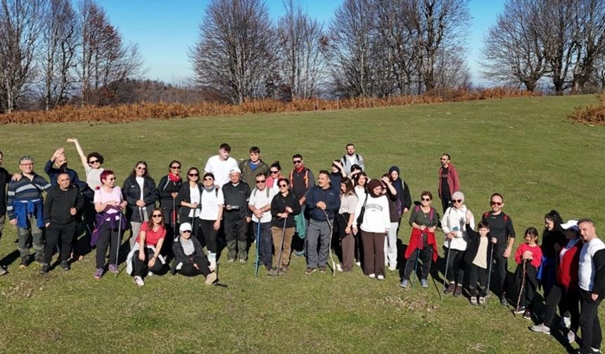 Erbaa’da Öğrencilerden Düden Gölü’nde 7 Kilometrelik Doğa Yürüyüşü