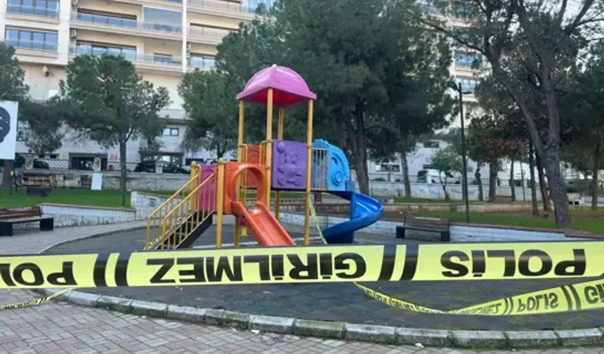 Parkta Çıkan Tartışma Kanlı Bitti: 1 Ölü, 1 Yaralı