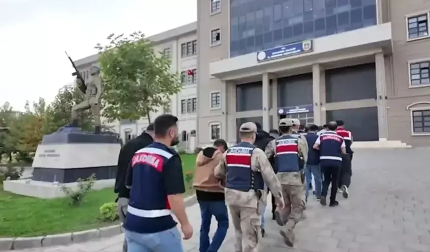 Jandarma’dan Siber Dolandırıcılık Operasyonu: 54 Tutuklama