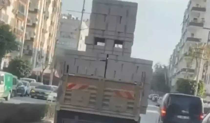 Trafiği Tehlikeye Atan Kamyonet Sürücüsüne Ceza