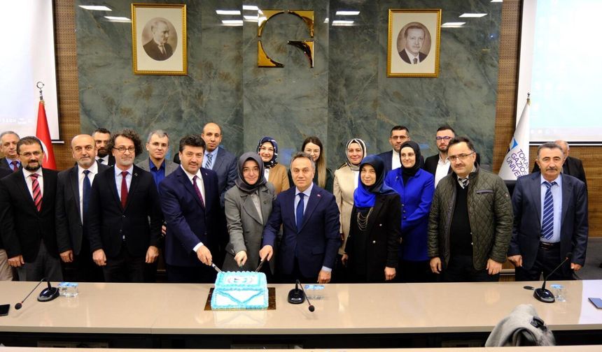 MEDEK Başkanı Prof. Dr. Sarıbıyık TOGÜ’de: Akreditasyon Süreçleri Değerlendirildi