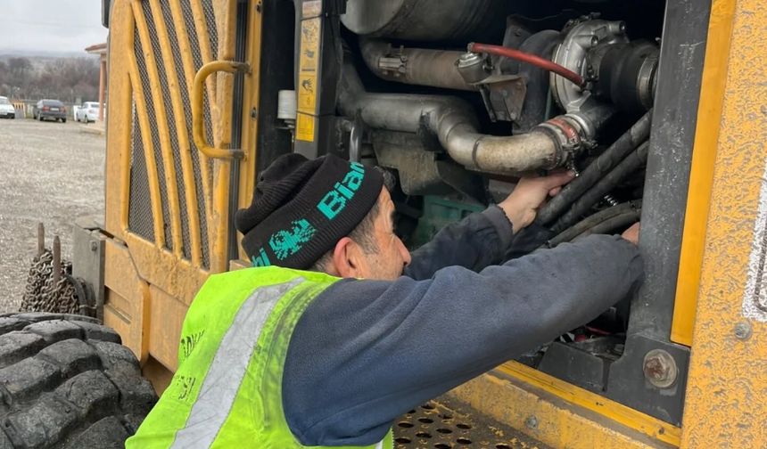 Tokat İl Özel İdaresi Ekipleri Soğuğa Aldırmadan Görev Başında