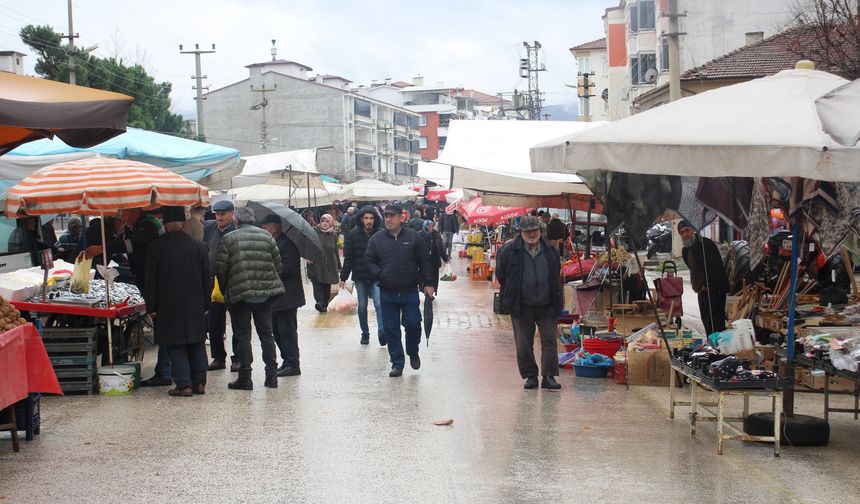 Erbaa’da Yağmurlu Havada 150 TL’lik Etiket