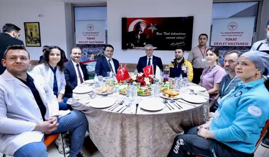 Sağlık Bakanı Memişoğlu, Tokat’ta Sağlık Neferleriyle İftar Sofrasında Buluştu
