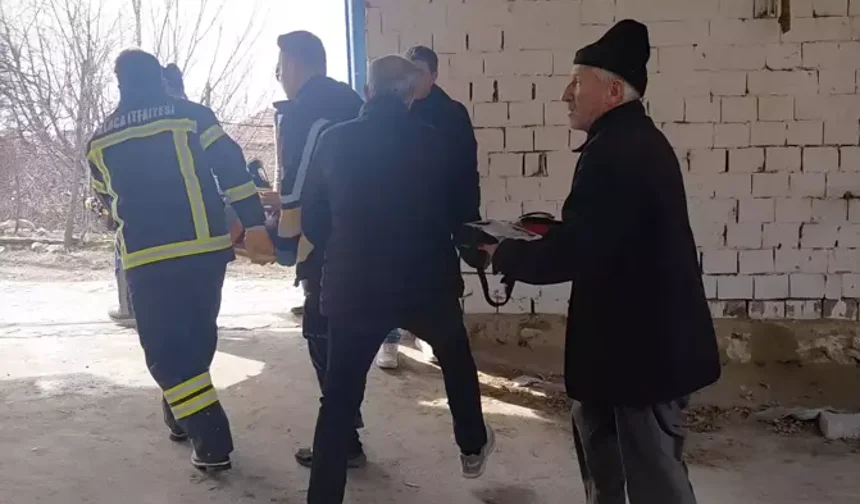 Çorum’da Depo Faciası: 2 Kardeş Yaralandı, 4 Parmak Koptu