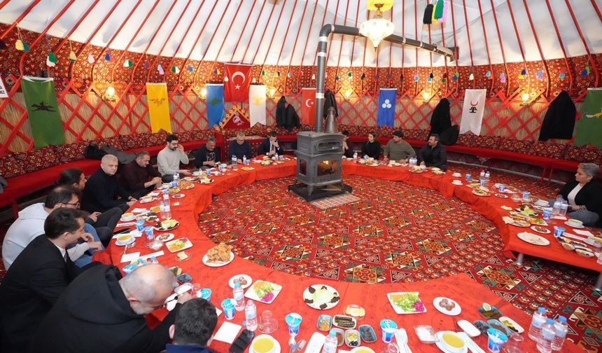 Başkan Karagöl, Erbaa Basınıyla "Otağ"da Buluştu