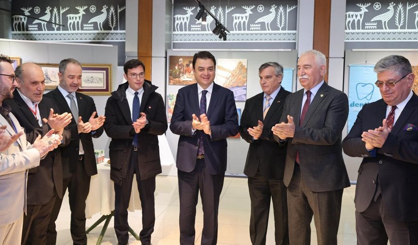 Tokat’ta Sanatın Kalbi Şehir Müzesi’nde Atıyor: "TBMM 103+103" Sergisi Kapılarını Açtı!