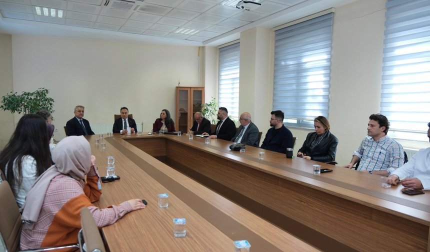 TOGÜ Diş Hekimliği Fakültesi’nde Akademik Şahlanış: Rektör Yılmaz’dan Gelişim Vizyonu!