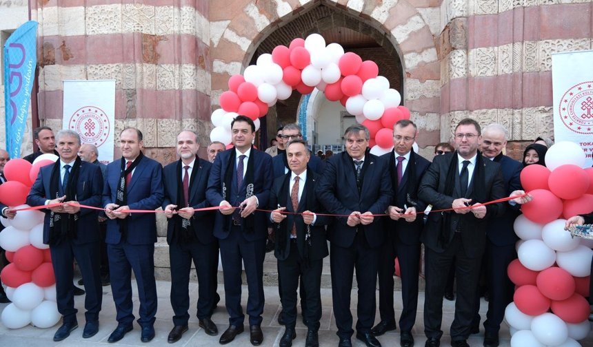 Tokat’ta Turizm Haftası Coşkusu: TOGÜ’nün Lezzet ve Sanat Dokunuşu Şehri Sardı!