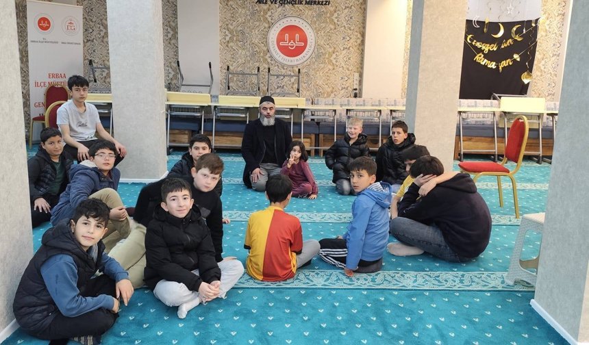 Erbaa’da Gençlerin Yeni Rotası: Üç Farklı Merkezde "Maneviyat ve Sosyal Hayat" Bir Arada!