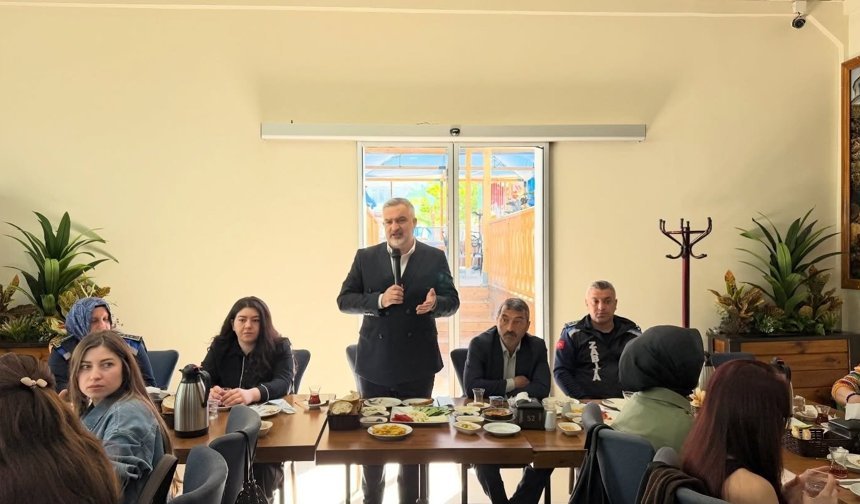 Başkan Tepebaşı Kadın Esnafıyla Buluştu!