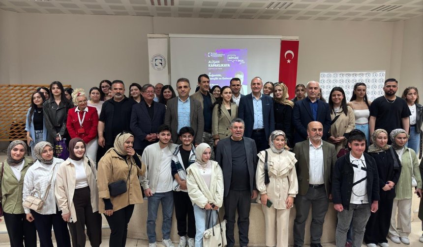 Erbaa Kampüsünde 'Bağımlılık, Gençlik Ve Gelecek' Söyleşisi