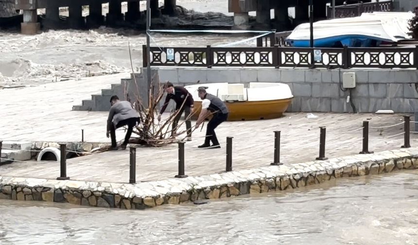 Tokat Belediye Başkanı Yazıcıoğlu, Yeşilırmak'ta İnceleme Yaptı
