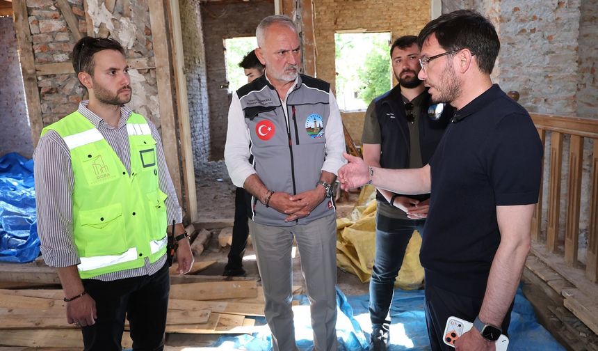 Tokat'ta Tarihi Belediye Binasına Özel Sistemle Güçlendirme