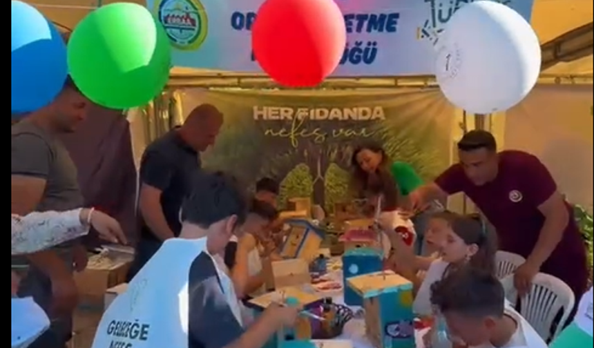 Erbaa’da Karne Alan Çocuklar "Sıfır Atık" Festivalinde Buluştu: Hem Eğlendiler Hem Öğrendiler!