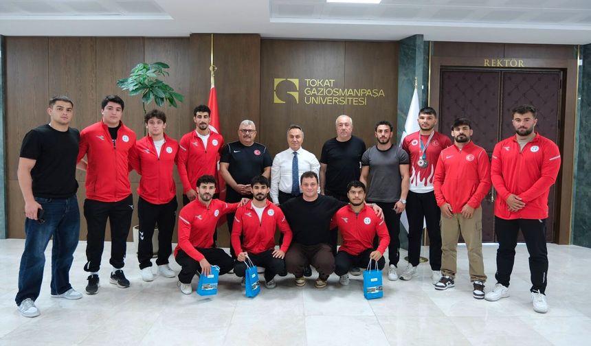 TOGÜ’nün Şampiyon Sporcularından Rektör Yılmaz’a Ziyaret