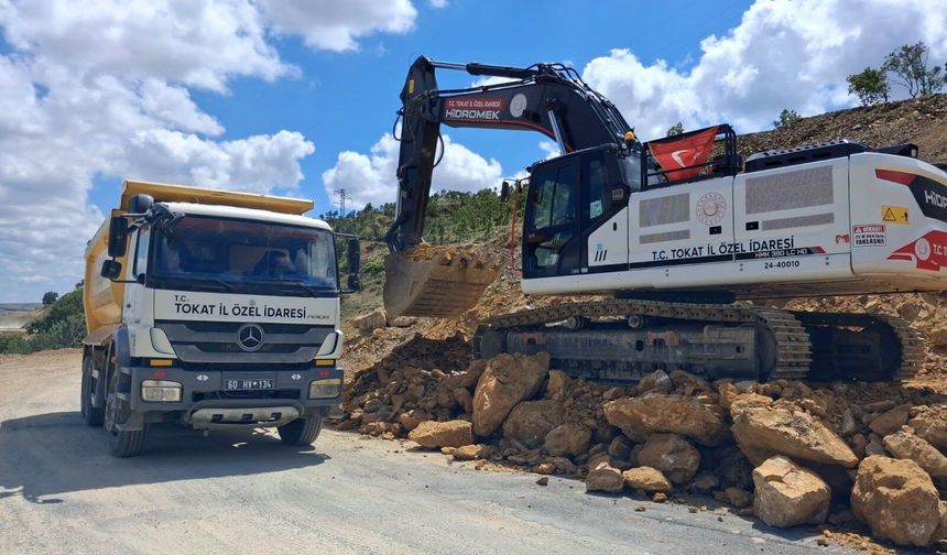Tokat İl Özel İdaresi Kırsalda Altyapı ve Ulaşım Yatırımlarını Sürdürüyor