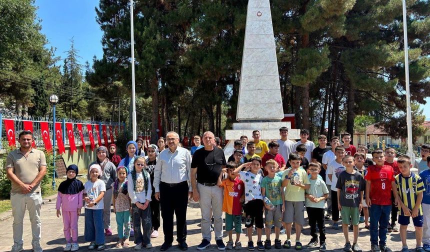 Erbaa'da Yaz Kur'an Kursu Öğrencilerinden 15 Temmuz Programı