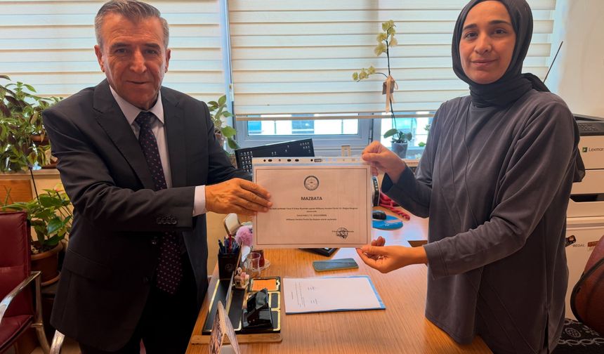MHP Erbaa İlçe Başkanı Cemal Kale Mazbatasını Aldı