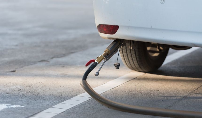 Erbaa'da LPG'ye Gece Yarısı Zammı: Otogazın Litre Fiyatı 2,45 TL Artıyor