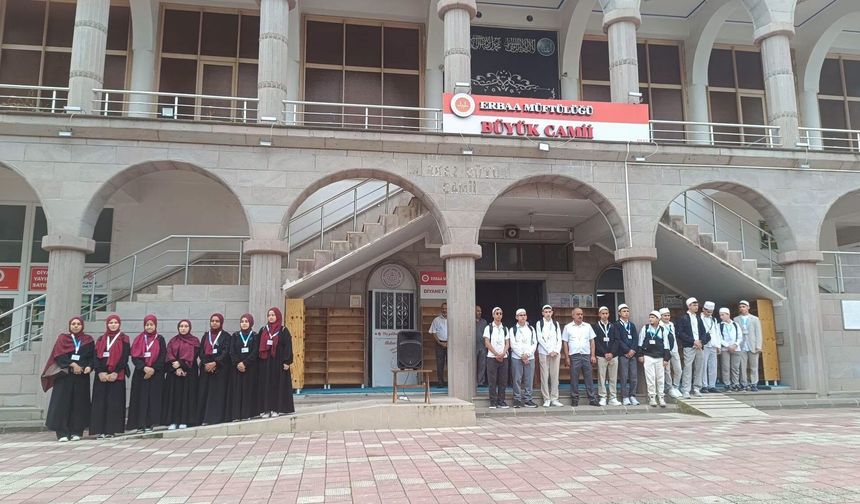 Erbaa’da 24 Genç Hafız Kutsal Topraklara Uğurlandı