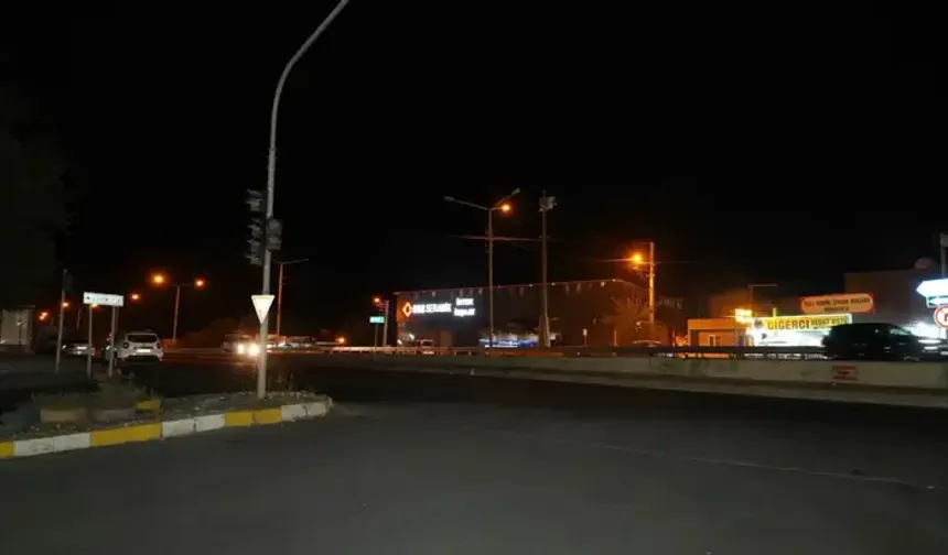 Yolun Karşısına Geçerken Otomobilin Çarptığı M. Öldü