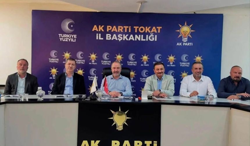 AK Parti Tokat İl Başkanlığında Eylül Ayı İlçe Başkanları Toplantısı Gerçekleştirildi
