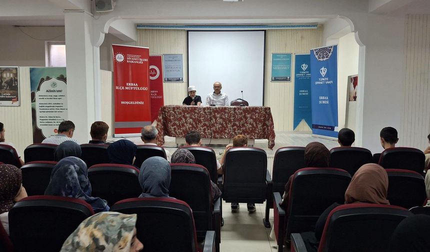 Erbaa’da Umreye Gidecek Hafız Öğrencilere Anlamlı Seminer