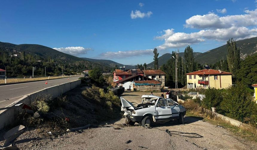 Tokat-Niksar Karayolunda Kavşakta Feci Çarpışma: 1 Ölü, 3 Yaralı
