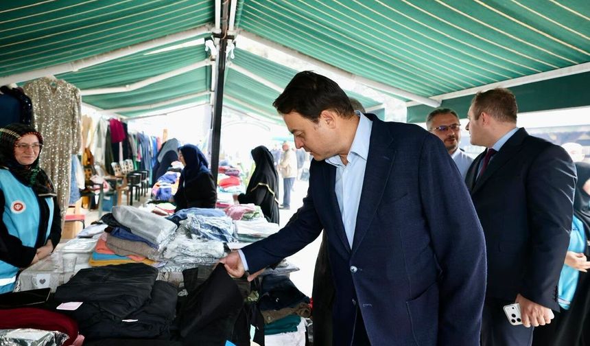 Vali Abdullah Köklü’den Molla Hüsrev Hafızlık Külliyesi Yararına Düzenlenen Hayır Çarşısı’na Ziyaret