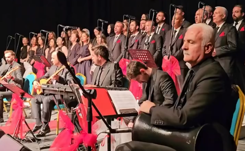 Erbaa Kaymakamlığı Maarif Korosu’ndan Neşet Ertaş Türküleriyle Unutulmaz Gece