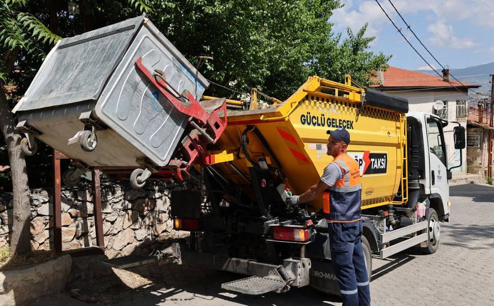 Tokat’ta Temizlikte Yeni Dönem Başladı: Dar Sokaklara Özel Araç Hizmette