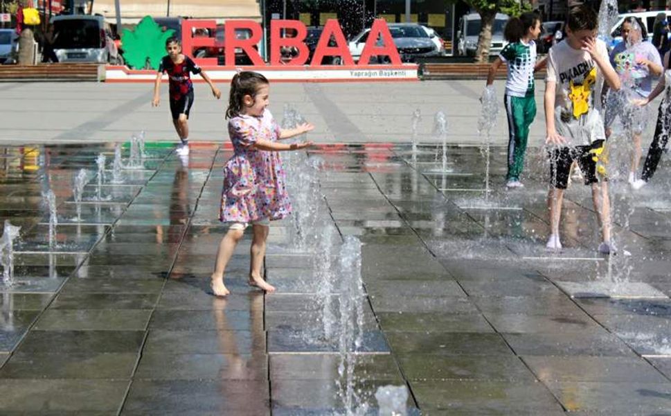 Erbaa’da Cuma Günü Kavurucu Sıcaklık, Pazar Günü Yağmur Bekleniyor