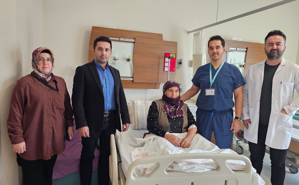 Erbaa Devlet Hastanesi’nde Başarılı Operasyon: Minimal İnvaziv Meme Cerrahisi Başarıyla Uygulandı