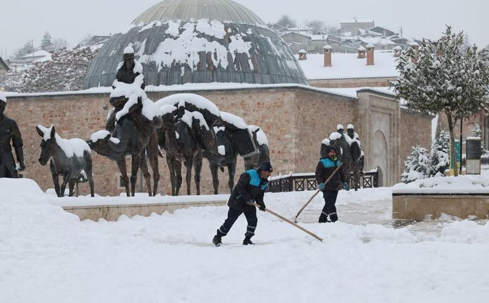 Tokat Belediyesi, Yoğun Kar Yağışına Karşı 7/24 Karla Mücadele Ediyor