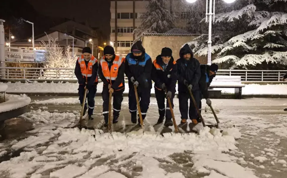 Başkanı Yazıcıoğlu: Gerekirse Sabaha Kadar Kürek Atarım