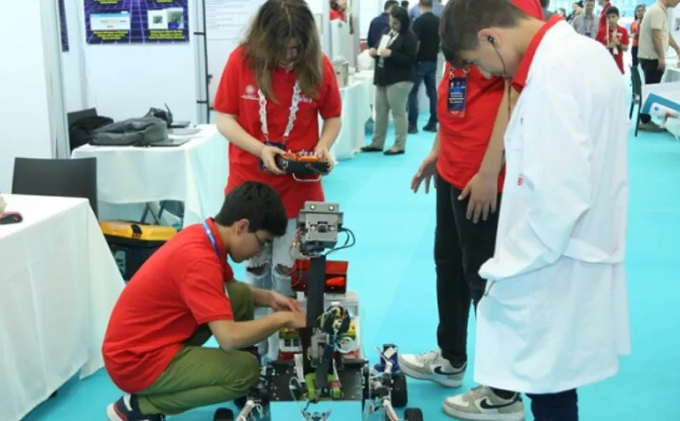 Erbaa’da 5 Okul TÜBİTAK 4006 Bilim Fuarı’na Katılmaya Hak Kazandı