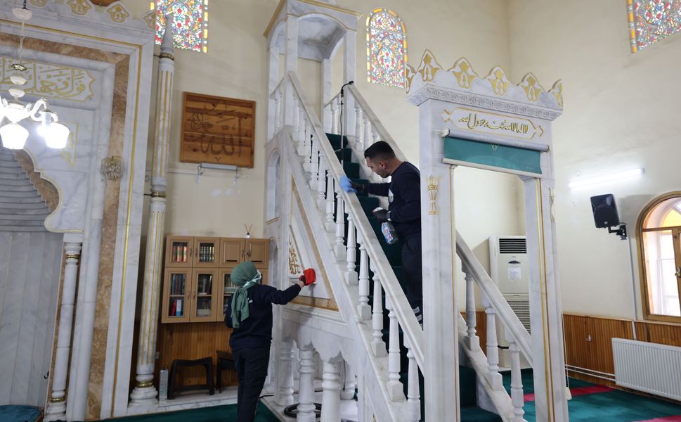 Tokat’ta İbadethaneler Gül Suyu Kokusuyla Ramazan’a Merhaba Diyor