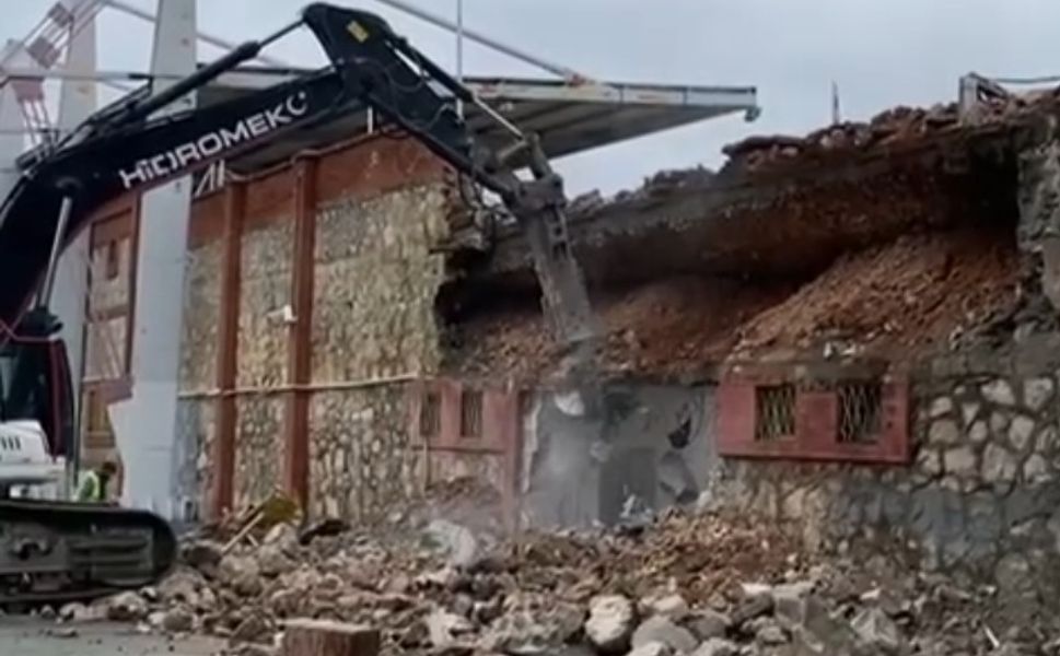 Tokat’ta Bir Devir Sona Eriyor: 41 Yıllık Gaziosmanpaşa Stadı’nda İlk Kazma Vuruldu!