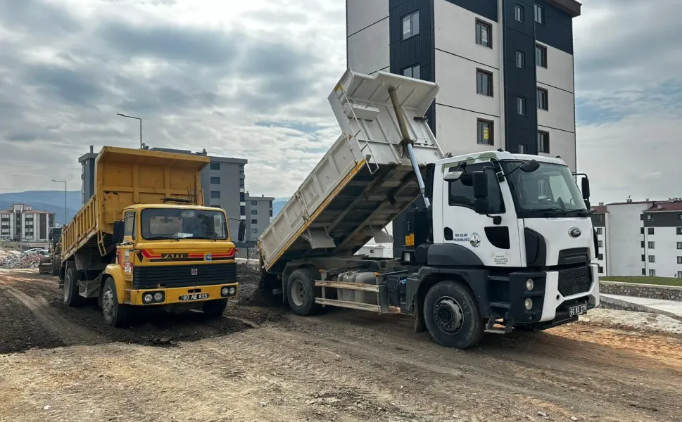Tokat Belediyesi Sahada: Üç Mahallede Çalışmalar Sürüyor